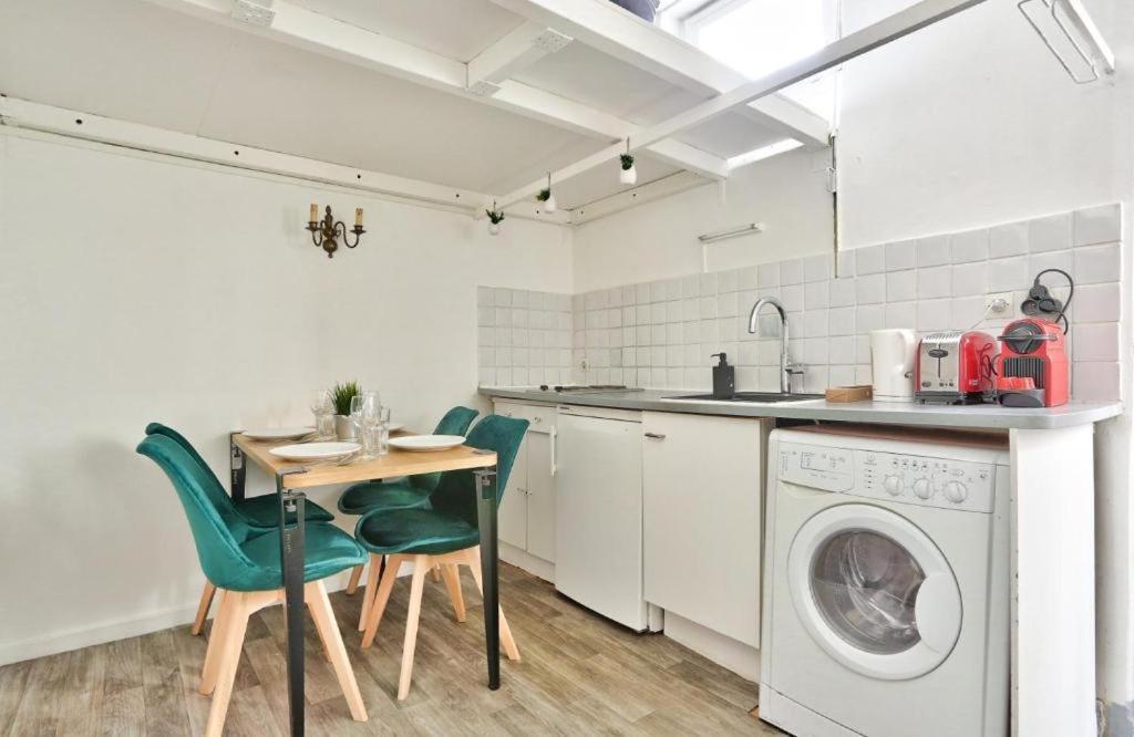 Appartement Centre De Paris Hotel De Ville - Notre Dame Екстериор снимка