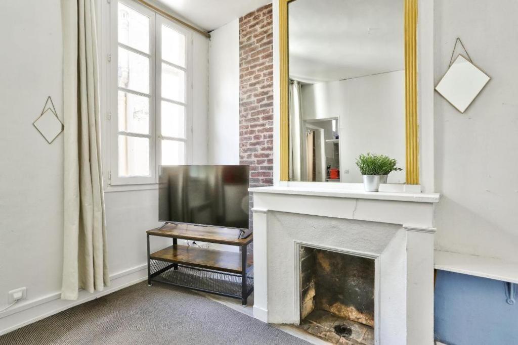 Appartement Centre De Paris Hotel De Ville - Notre Dame Екстериор снимка